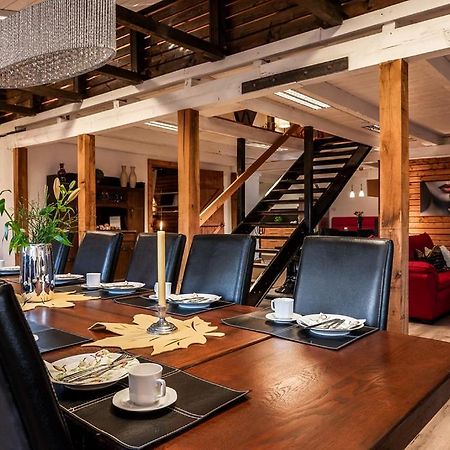 Unique Rustic Property In Skane Linderod エクステリア 写真