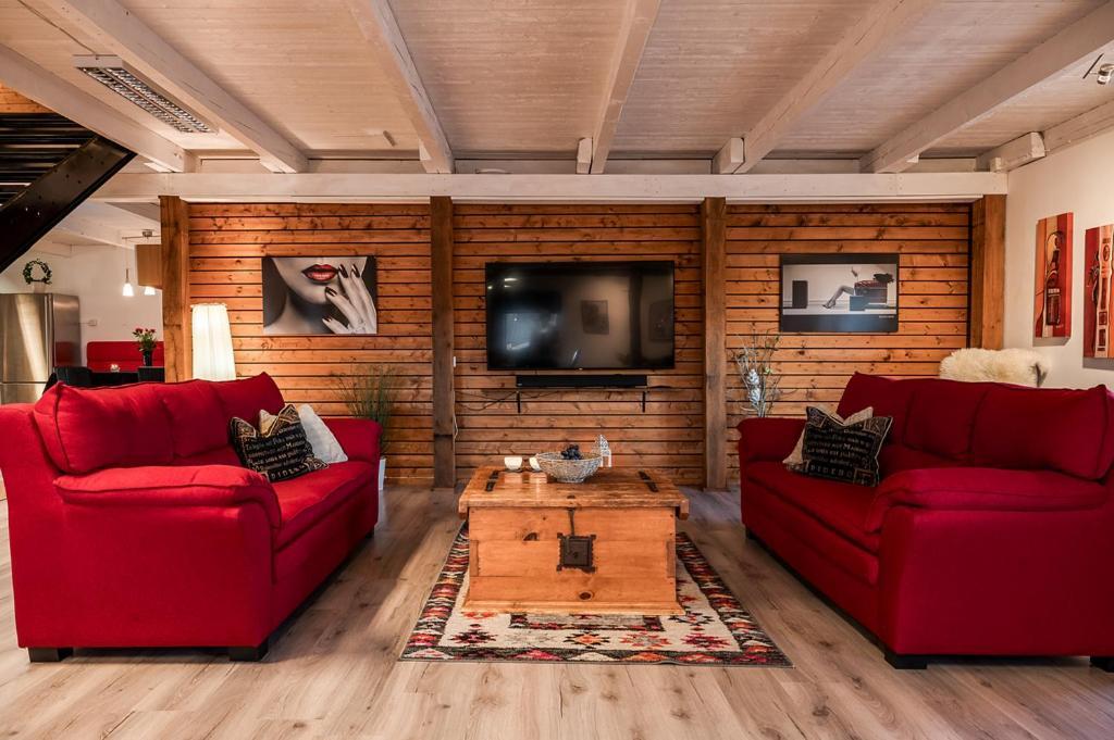 Unique Rustic Property In Skane Linderod エクステリア 写真