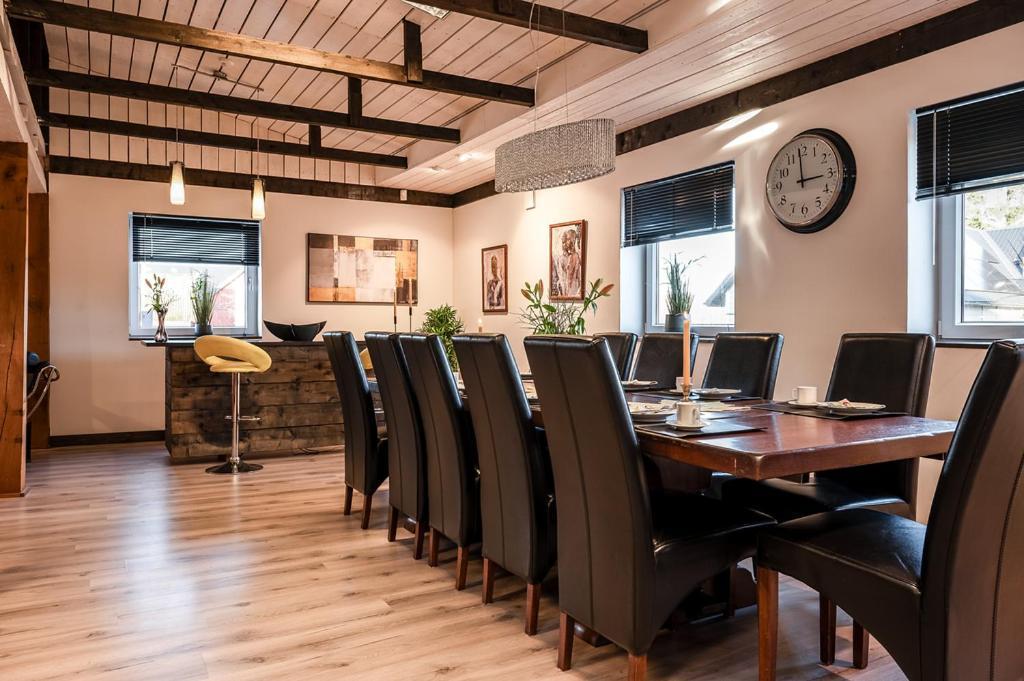 Unique Rustic Property In Skane Linderod エクステリア 写真